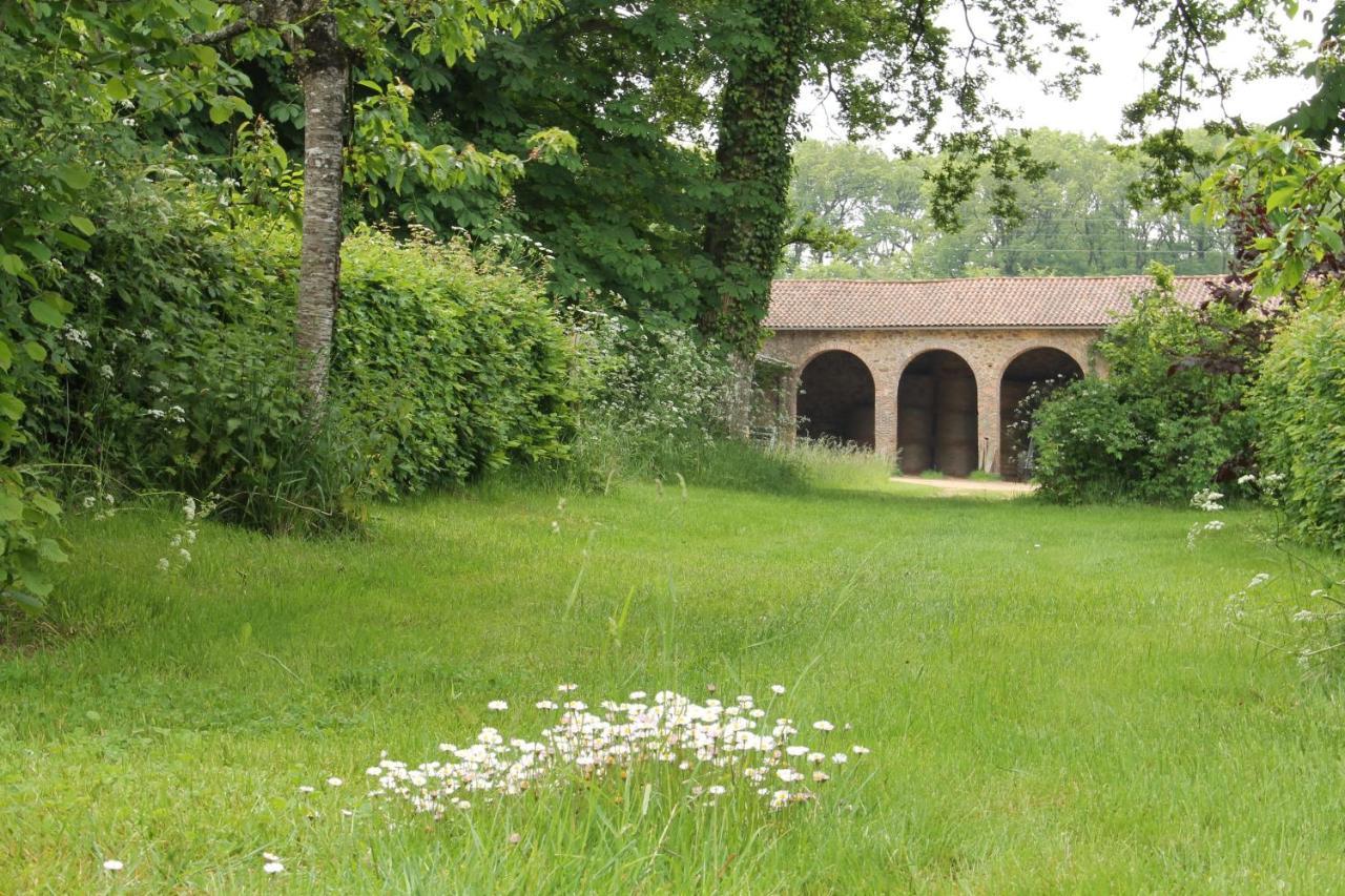 Domaine des Roches Blanches - Site Classé Le Pin  Exterior foto