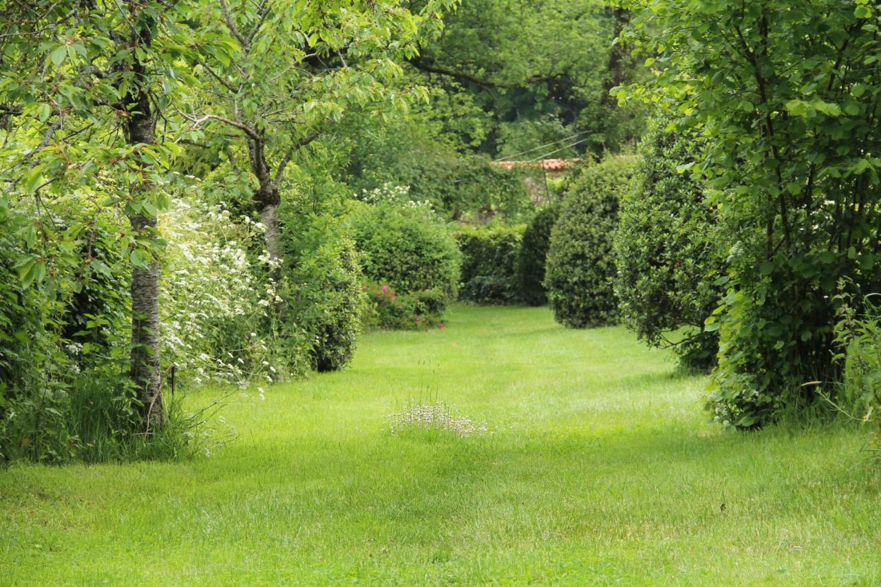 Domaine des Roches Blanches - Site Classé Le Pin  Exterior foto