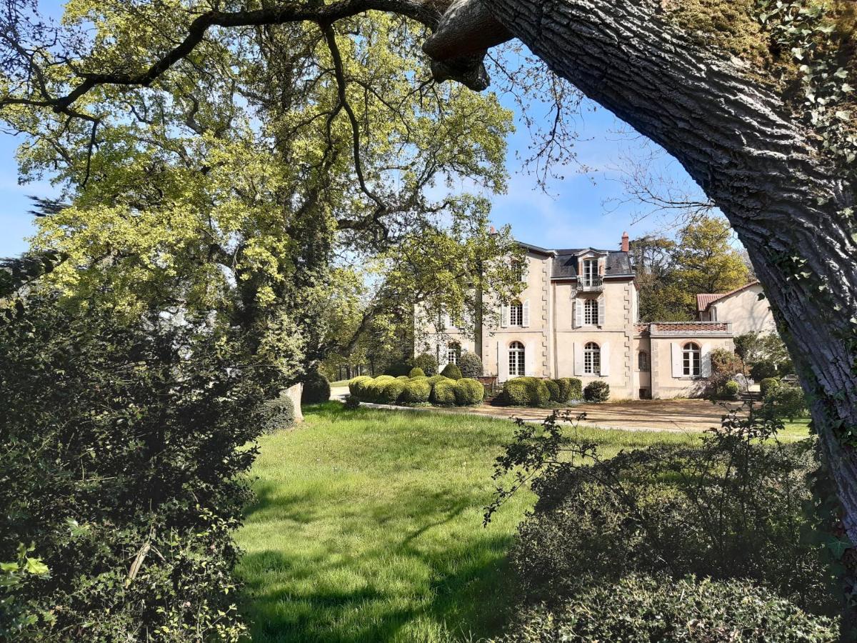 Domaine des Roches Blanches - Site Classé Le Pin  Exterior foto